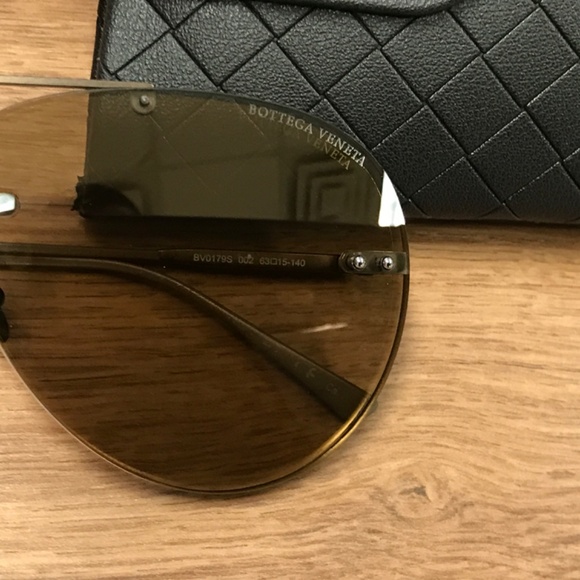 Bottega Veneta Sunglasses 515800 v4450 - Picture 6 of 11